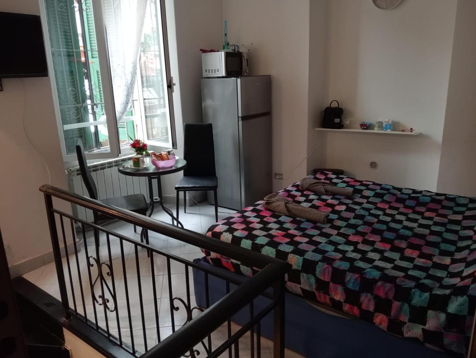 Bed and Breakfast Alma Вентимилья Экстерьер фото